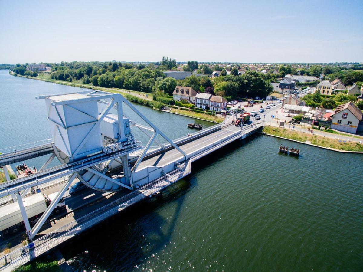 Maison Au Pegasus Bridge & Proche Plage Bénouville Exterior foto